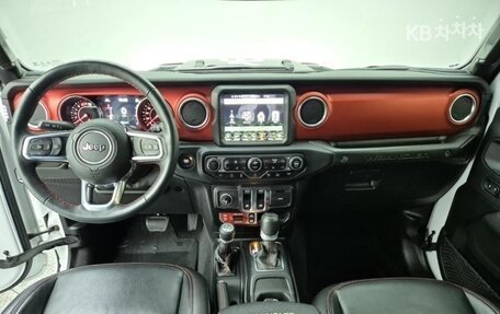 Jeep Wrangler, 2021 год, 4 220 000 рублей, 5 фотография