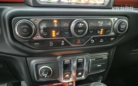 Jeep Wrangler, 2021 год, 4 220 000 рублей, 9 фотография