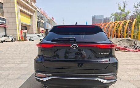 Toyota Harrier, 2022 год, 2 890 446 рублей, 3 фотография