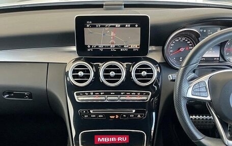 Mercedes-Benz C-Класс, 2017 год, 1 500 000 рублей, 14 фотография