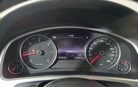 Volkswagen Touareg III, 2012 год, 1 875 000 рублей, 11 фотография