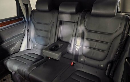 Volkswagen Touareg III, 2012 год, 1 875 000 рублей, 15 фотография