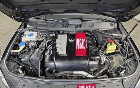Volkswagen Touareg III, 2012 год, 1 875 000 рублей, 17 фотография