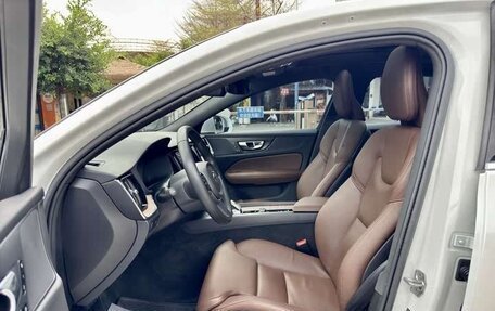Volvo S60 III, 2022 год, 2 180 000 рублей, 7 фотография