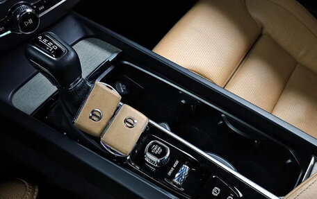 Volvo XC60 II, 2022 год, 2 905 000 рублей, 6 фотография