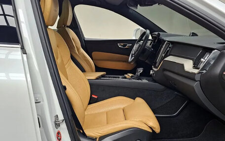 Volvo XC60 II, 2022 год, 2 905 000 рублей, 7 фотография