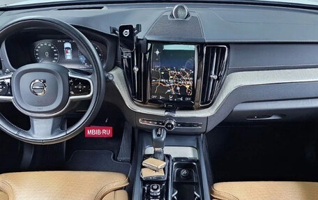 Volvo XC60 II, 2022 год, 2 905 000 рублей, 5 фотография