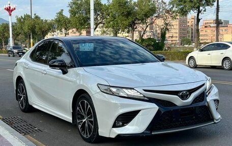 Toyota Camry, 2020 год, 2 290 999 рублей, 3 фотография