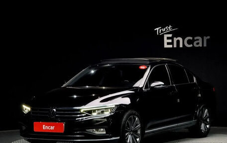 Volkswagen Passat B8 рестайлинг, 2022 год, 2 505 000 рублей, 1 фотография