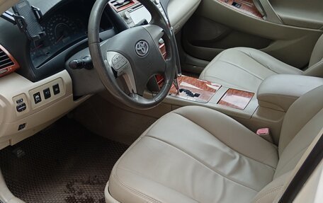 Toyota Camry, 2008 год, 930 000 рублей, 11 фотография