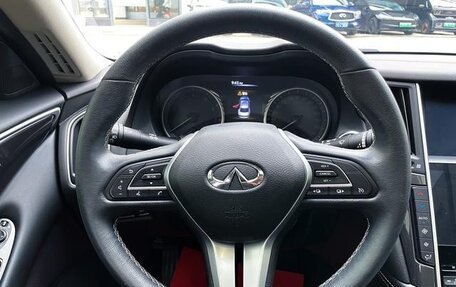 Infiniti Q50 I рестайлинг, 2022 год, 2 280 000 рублей, 10 фотография