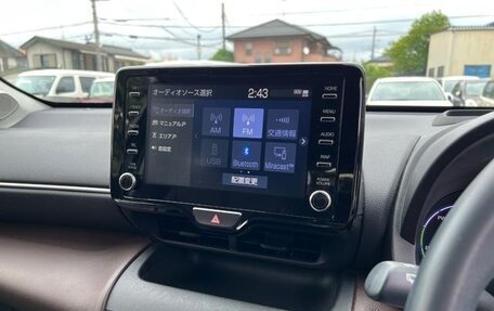 Toyota Yaris Cross, 2022 год, 1 550 000 рублей, 12 фотография