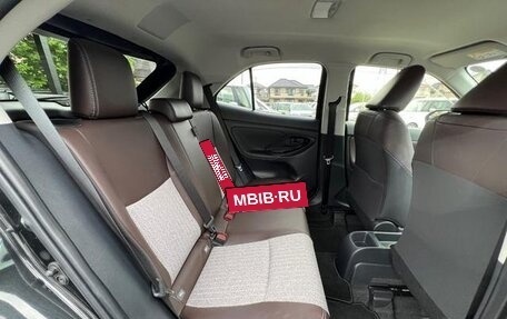 Toyota Yaris Cross, 2022 год, 1 550 000 рублей, 18 фотография