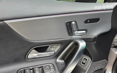 Mercedes-Benz A-Класс, 2021 год, 2 096 023 рублей, 13 фотография
