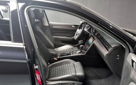 Volkswagen Passat B8 рестайлинг, 2022 год, 2 505 000 рублей, 8 фотография