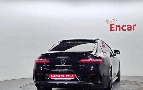 Mercedes-Benz E-Класс, 2022 год, 6 552 000 рублей, 4 фотография