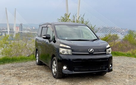 Toyota Voxy II, 2010 год, 1 400 000 рублей, 3 фотография