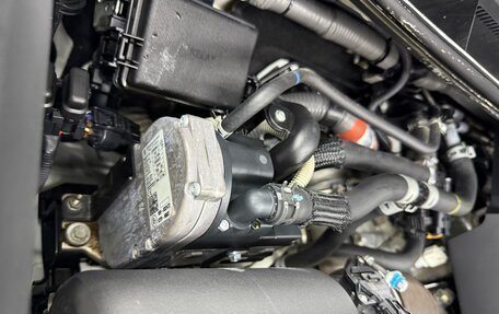 Toyota Land Cruiser Prado 150 рестайлинг 2, 2017 год, 5 200 000 рублей, 38 фотография