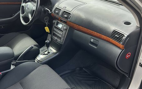 Toyota Avensis III рестайлинг, 2006 год, 875 000 рублей, 10 фотография