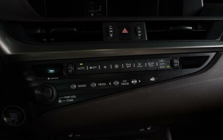 Lexus ES VII, 2019 год, 4 499 000 рублей, 23 фотография
