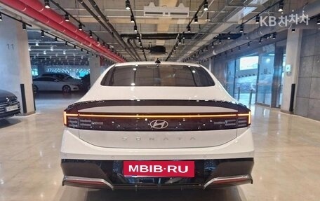 Hyundai Sonata VIII, 2023 год, 3 000 000 рублей, 5 фотография