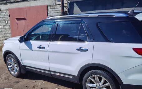 Ford Explorer VI, 2017 год, 2 650 000 рублей, 5 фотография