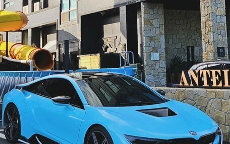 BMW i8 I рестайлинг, 2015 год, 4 900 000 рублей, 10 фотография