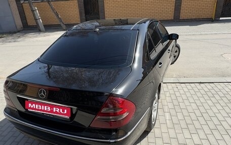 Mercedes-Benz E-Класс, 2003 год, 950 000 рублей, 8 фотография