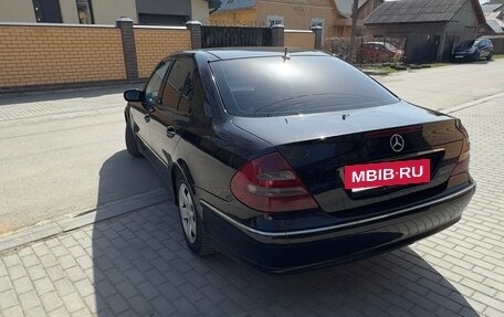 Mercedes-Benz E-Класс, 2003 год, 950 000 рублей, 9 фотография