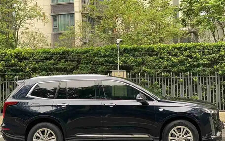 Cadillac XT6 I, 2021 год, 2 820 000 рублей, 4 фотография