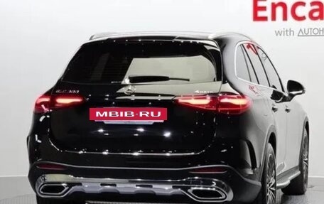 Mercedes-Benz GLC, 2024 год, 6 400 000 рублей, 4 фотография