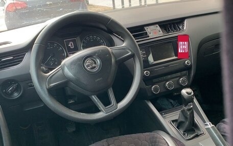 Skoda Octavia, 2015 год, 530 000 рублей, 9 фотография