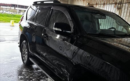 Toyota Land Cruiser Prado 150 рестайлинг 2, 2017 год, 3 650 000 рублей, 10 фотография