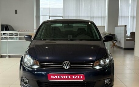 Volkswagen Polo VI (EU Market), 2013 год, 815 000 рублей, 2 фотография