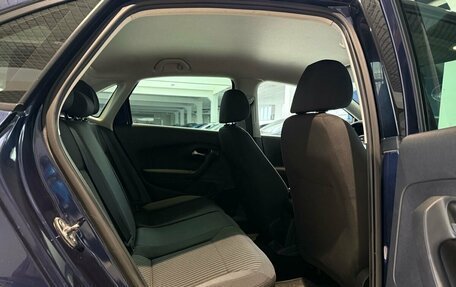 Volkswagen Polo VI (EU Market), 2013 год, 815 000 рублей, 17 фотография