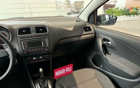 Volkswagen Polo VI (EU Market), 2013 год, 815 000 рублей, 19 фотография