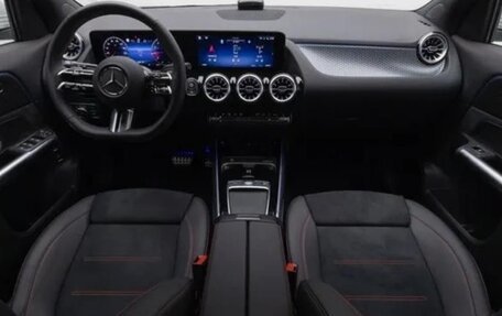 Mercedes-Benz GLA, 2024 год, 4 400 000 рублей, 6 фотография
