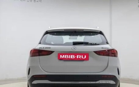 Mercedes-Benz GLA, 2024 год, 4 400 000 рублей, 4 фотография