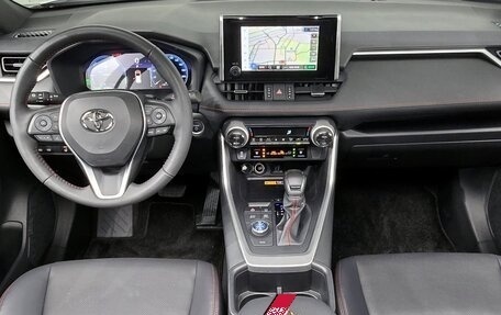 Toyota RAV4, 2024 год, 4 890 099 рублей, 5 фотография