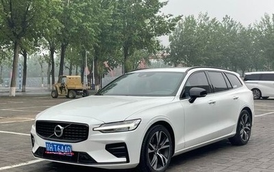 Volvo V60 II, 2021 год, 3 300 000 рублей, 1 фотография