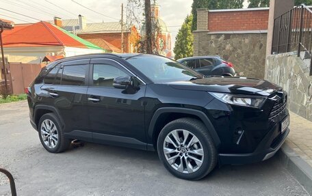 Toyota RAV4, 2019 год, 2 980 000 рублей, 4 фотография