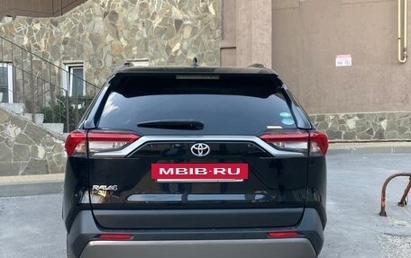 Toyota RAV4, 2019 год, 2 980 000 рублей, 5 фотография