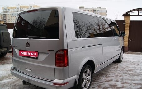 Volkswagen Multivan T6 рестайлинг, 2018 год, 5 600 000 рублей, 5 фотография