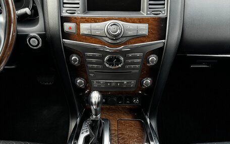 Infiniti QX56, 2011 год, 2 190 000 рублей, 14 фотография