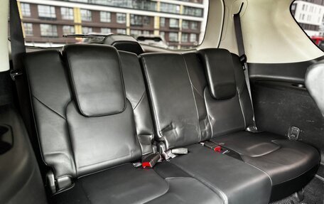Infiniti QX56, 2011 год, 2 190 000 рублей, 21 фотография