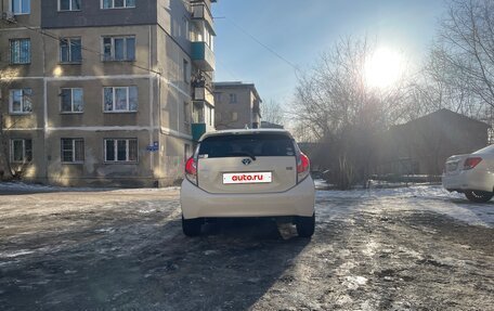 Toyota Aqua I, 2016 год, 899 000 рублей, 6 фотография