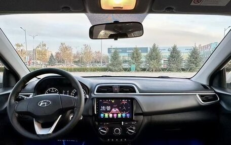 Hyundai Accent IV, 2021 год, 950 000 рублей, 7 фотография