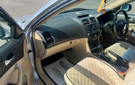 Honda Accord VII рестайлинг, 2004 год, 959 000 рублей, 12 фотография