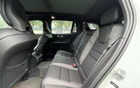Volvo V60 II, 2021 год, 3 300 000 рублей, 11 фотография