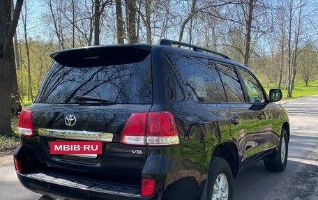 Toyota Land Cruiser 200, 2007 год, 2 050 000 рублей, 6 фотография